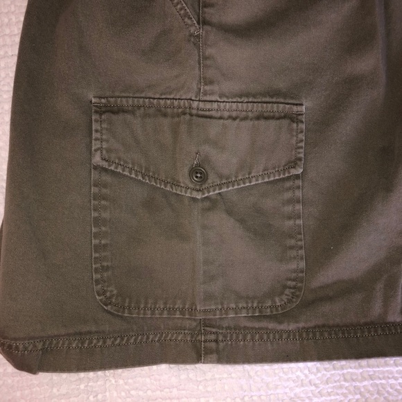 GAP ARMY GREEN CARGO SKIRT - Picture 3 of 4